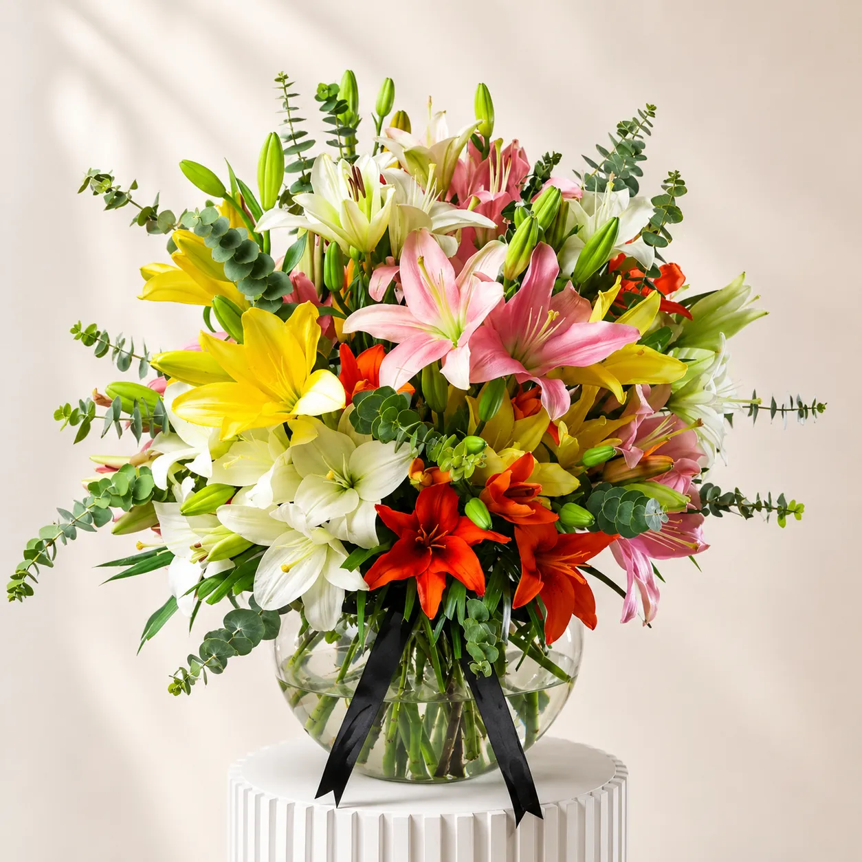 Premium Mixed Lily Flower Arrangement in Glass Vase