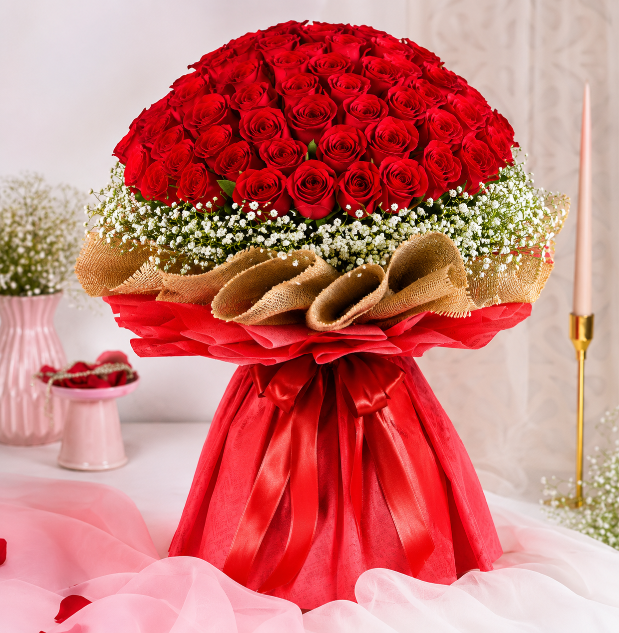 Premium corporate flower arrangement service in World Trade Centre Nauroji Nagar, New Delhi. Fresh floral décor for offices, reception areas, boardrooms, business meetings, conferences, and corporate events by Krish Florist.